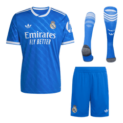 Real Madrid Auswärtstrikot (Trikot + Shorts + Stutzen) 2025/26