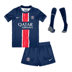 Dziecięcy domowy zestaw koszulek piłkarskich PSG (koszulka+spodenki+skarpety) 2024/25 - Topowe Koszulki Pilkarskie Sklep Internetowy