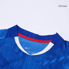 Męska Koszulka Domowa Chelsea WORLD CHAMPIONS #25 Wersja Piłkarska 2025/26 - with chest badge - Slim Fit - Topowe Koszulki Pilkarskie Sklep Internetowy