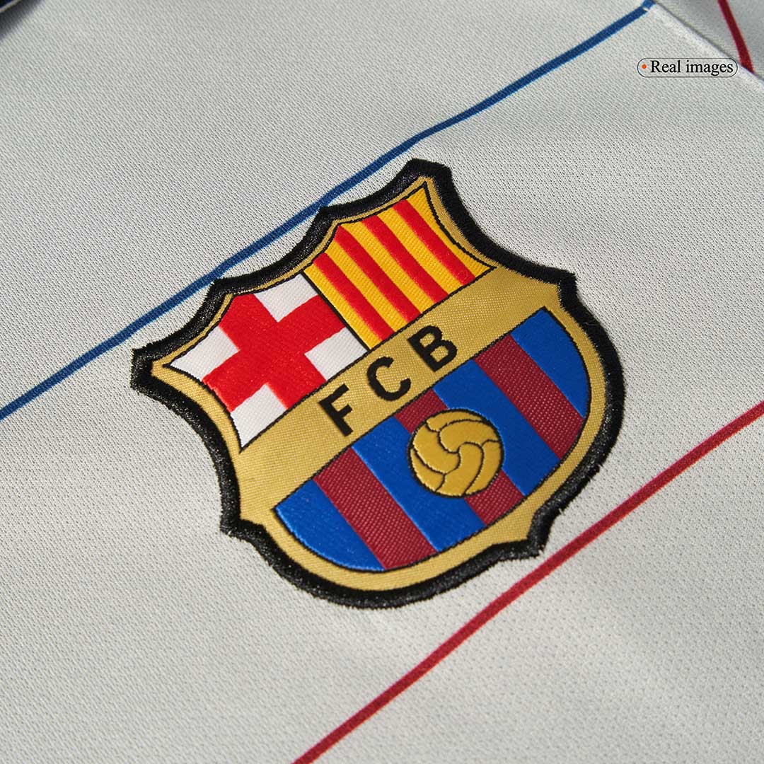 Barcelona Away 03/04 Retro Football Shirt