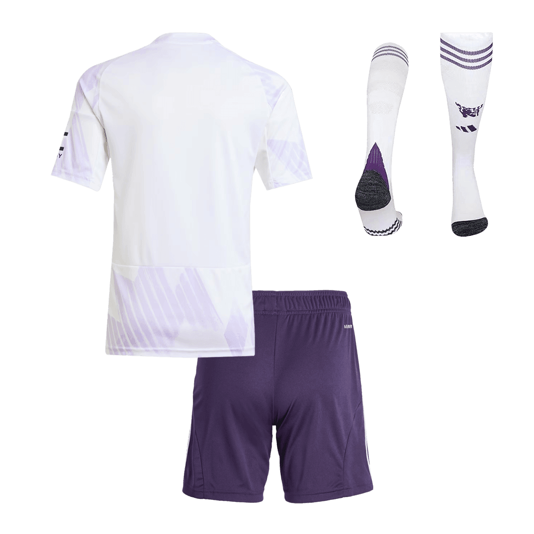 Dziecięcy Zestaw Wyjazdowa Manchester United (Koszulka + Spodenki + Skarpety) 2025/26 - Topowe Koszulki Pilkarskie Sklep Internetowy