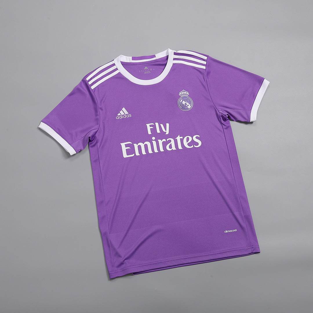 Męska Koszulka Retro Wyjazdowa Real Madrid 2016/17 - Topowe Koszulki Pilkarskie Sklep Internetowy